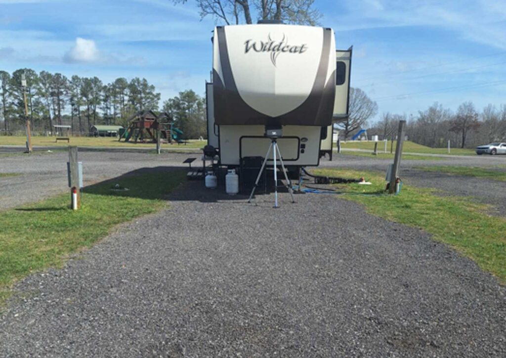 30/50 amp Pull Through RV Site at Peach Queen