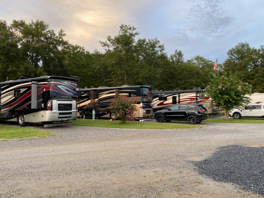 Ways to Stay at Twin Oaks RV Park