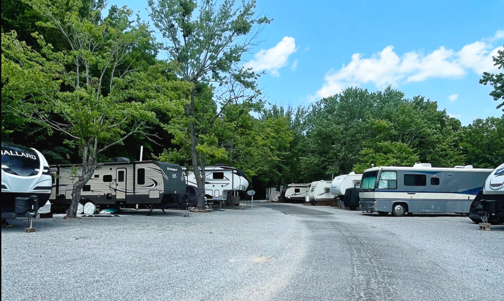 Ways to Stay at Indian Point RV Park