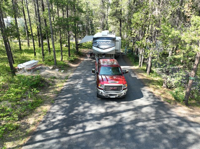 Moose Creek Site 25 Premium Full Hook-Up, Back-In