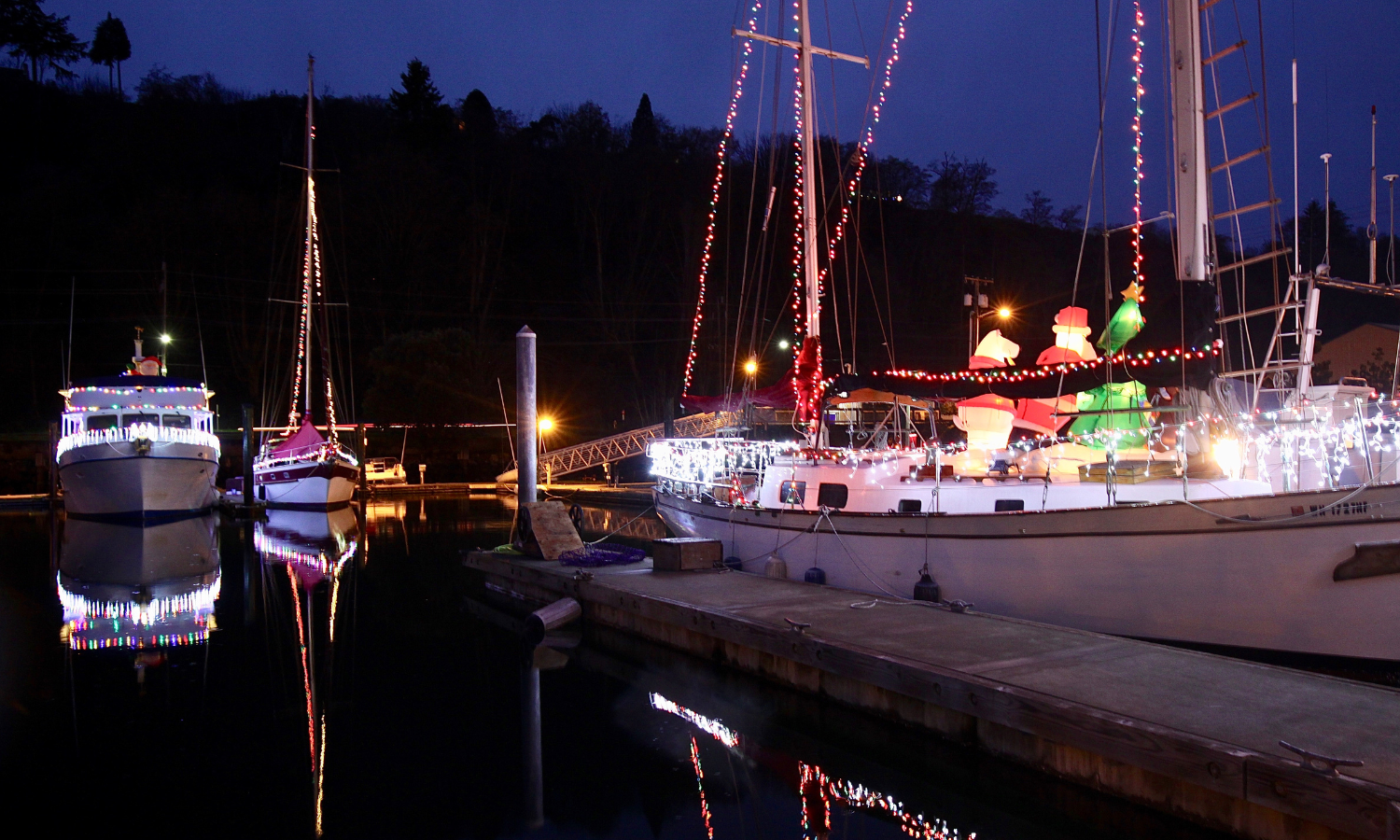 Holiday events in Gulfport showcase decorated boats along the Mississippi Gulf Coast
