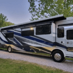 A spacious big-rig friendly RV park in Mississippi with full-hookup RV sites and wide roads, perfect for long-term RV stays and travelers on I-20.
