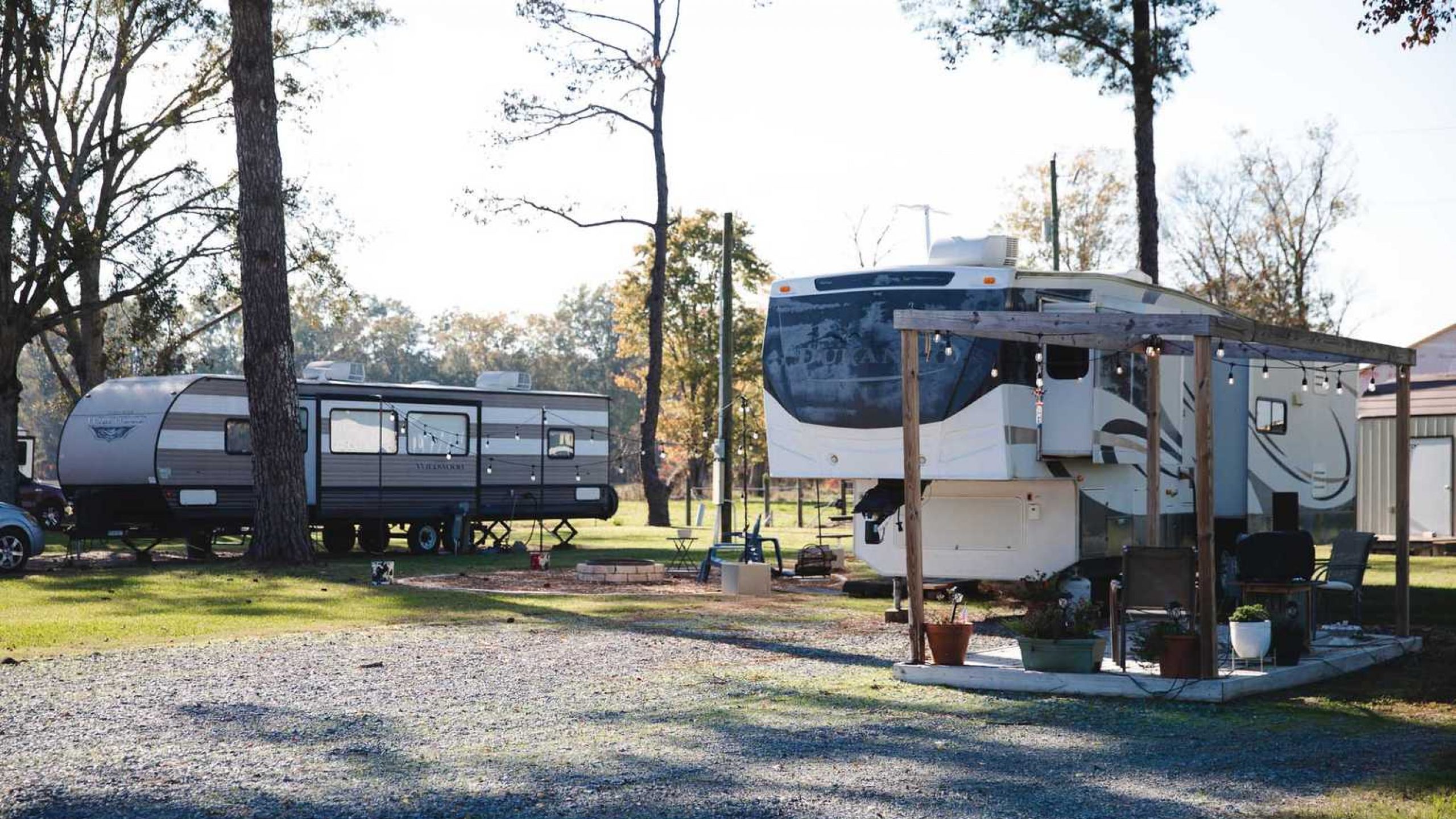 30:50 Amp Deluxe Back-in with Firepit