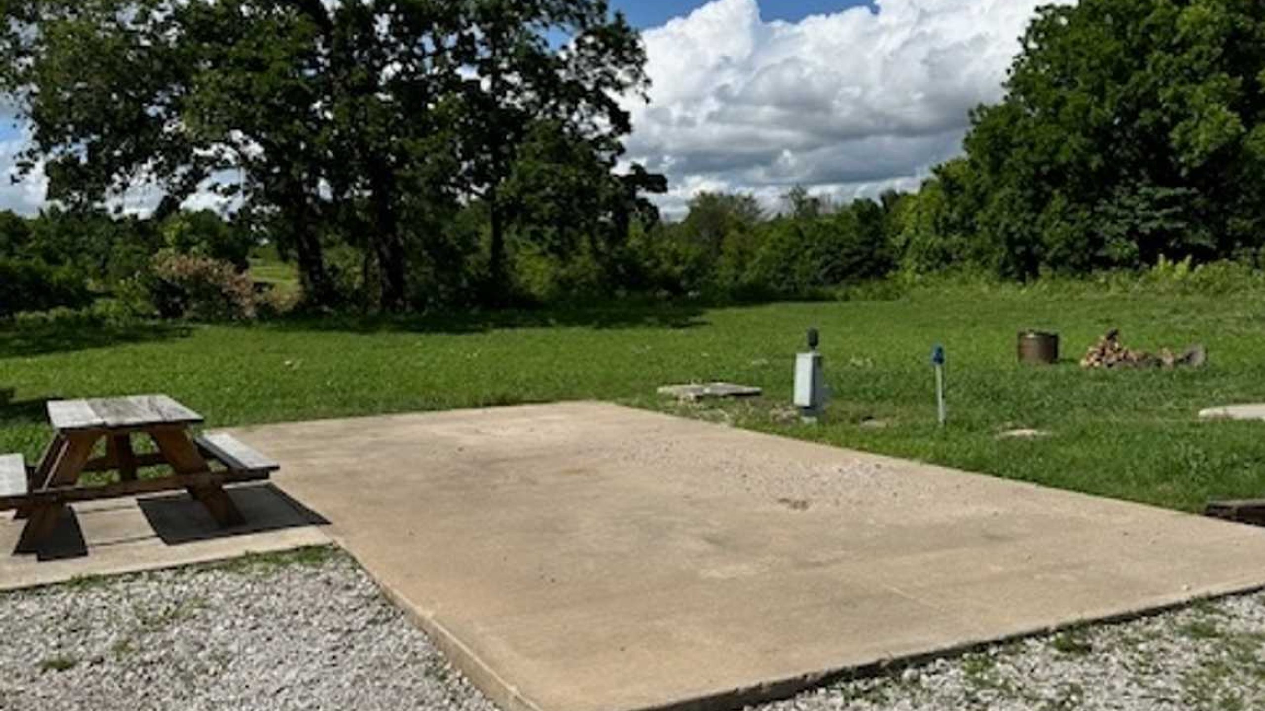 Back-In Waterfront Site